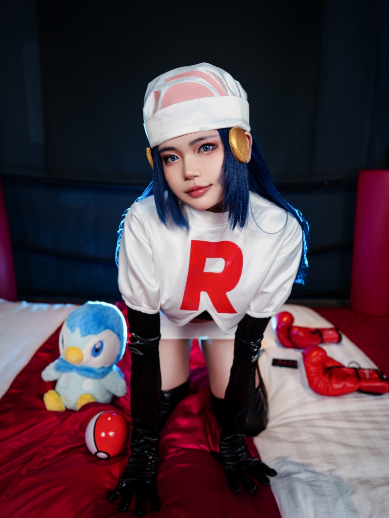 ZinieQ Dawn Pokemon in Team Rocket costume [42P20V-516MB]